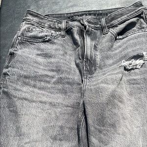 American Eagle Black distressed jeans